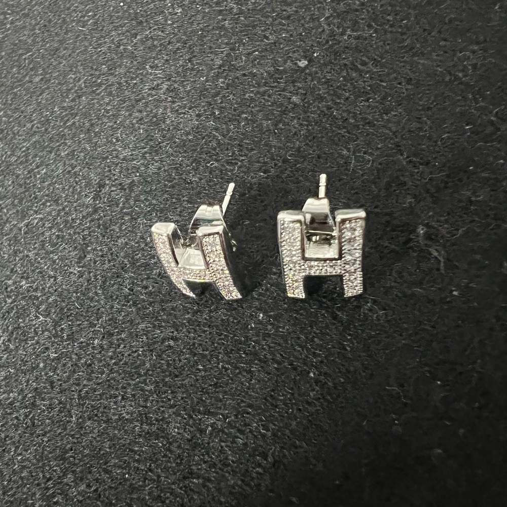Micro Paved Silver Letter H Stud Earrings New - Picture 4 of 7